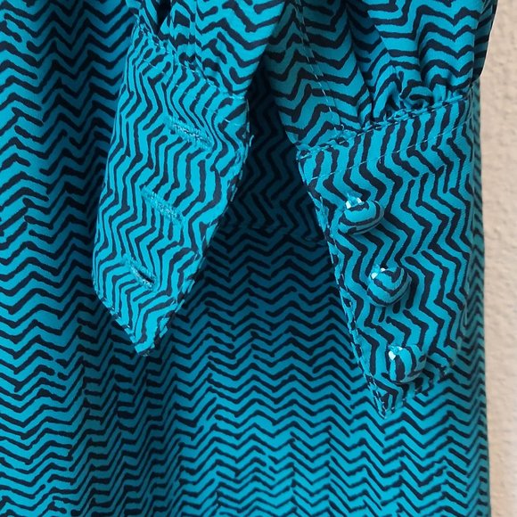 Vintage No Brand 80s Green and Black Blouson Dress with Mock Neckline - Picture 6 of 8